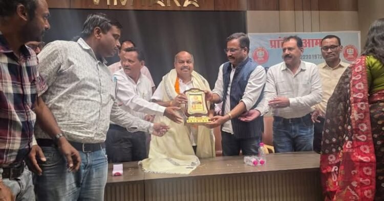 “शिक्षक केवल पाठ नहीं पढ़ाते, वे भविष्य गढ़ते हैं” – विधायक पुरन्दर मिश्रा