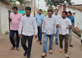 जोन 03 आयुक्त ने किया वार्डो का भ्रमण, आवश्यक सुधार के दिए निर्देश