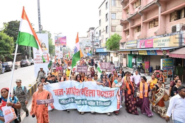 महिला आरक्षण बिल पर रायपुर में बीजेपी का प्रदर्शन: जनआक्रोश रैली में विपक्ष पर साधा निशाना