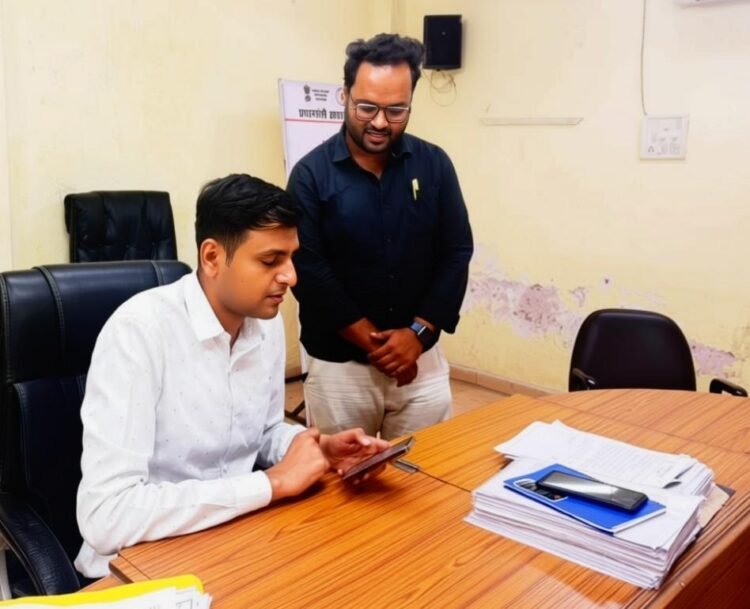 कमिश्नर ने खुद किया स्व-गणना, नागरिकों को दिया डिजिटल भागीदारी का संदेश