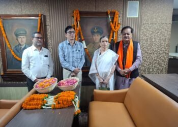 शहीद अरूण केशव सप्रे की जयंती पर श्रद्धांजलि, नगर निगम ने किया नमन