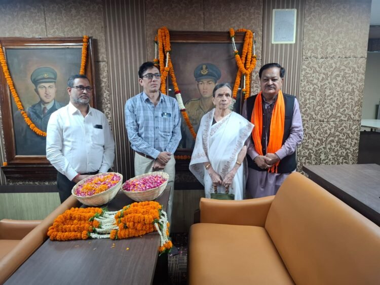 शहीद अरूण केशव सप्रे की जयंती पर श्रद्धांजलि, नगर निगम ने किया नमन