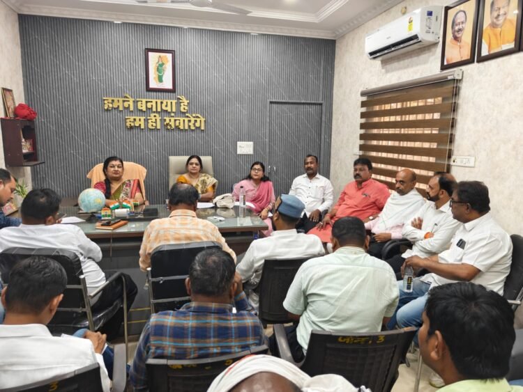 स्वच्छ सर्वेक्षण 2026: रायपुर को नंबर 1 बनाने की तैयारी, मीनल चौबे के निर्देश पर समीक्षा बैठक