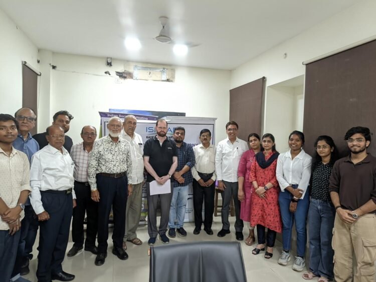 ISHRAE रायपुर सब-चैप्टर का शपथ ग्रहण समारोह संपन्न, डॉ. विवेक अग्निहोत्री बने अध्यक्ष