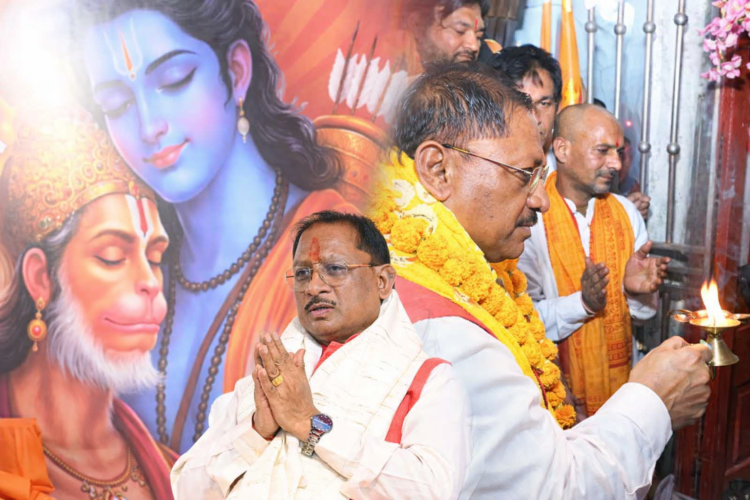 मुख्यमंत्री श्री हनुमान उत्सव एवं श्री राम कथा कार्यक्रम में हुए शामिल,कहा-अनन्य रामभक्त श्री हनुमान जी का जीवन हम सभी के लिए प्रेरणादायक