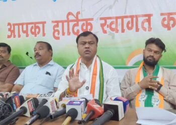 आंगनबाड़ी साड़ी खरीदी पर सवाल, दीपक बैज बोले– घटिया क्वालिटी, भ्रष्टाचार का खेल
