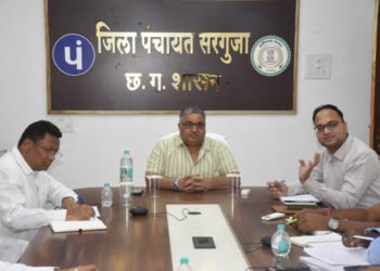 जनसुविधाओं पर मंत्री राजेश अग्रवाल का फोकस- मानसून पूर्व सड़क, बिजली और पेयजल व्यवस्था दुरुस्त करने के निर्देश