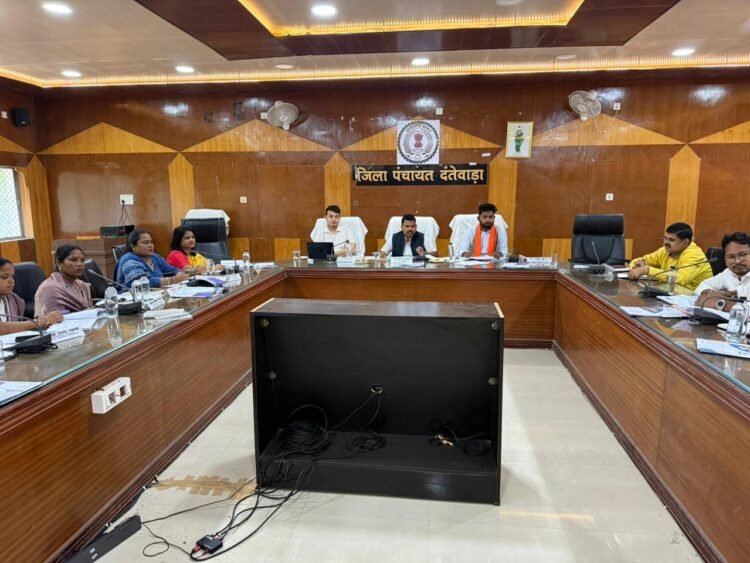 सामान्य सभा की बैठक में विभागीय कार्यों,बजट उपयोग और विकास योजनाओं की हुई विस्तृत समीक्षा