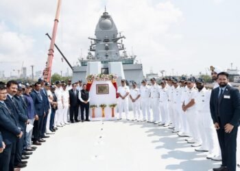स्वदेशी स्टील्थ फ्रिगेट ‘महेंद्रगिरी’ भारतीय नौसेना को सुपुर्द, आत्मनिर्भर रक्षा क्षमता को मिली मजबूती
