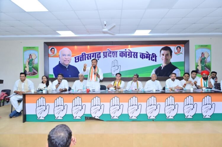 कांग्रेस की मैराथन बैठकें: विधायकों, जिला व ब्लॉक अध्यक्षों के साथ पायलट की चर्चा