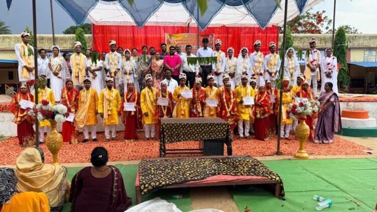मुख्यमंत्री कन्या विवाह योजना के तहत जशपुर जिले में 65 जोड़े वैवाहिक बंधन में बंधे