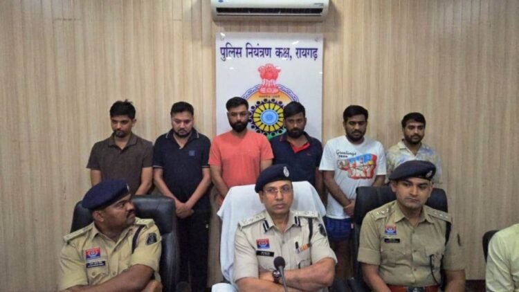 रायगढ़ पुलिस का बड़ा एक्शन, गोवा में छापा मार 6 ऑनलाइन सटोरिए गिरफ्तार