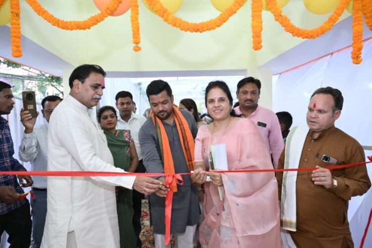 रायपुर पश्चिम में विकास की सौगात, राजेश मूणत और महापौर मीनल चौबे ने किए करोड़ों के कार्यों का लोकार्पण-भूमिपूजन