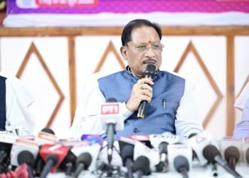 मुख्यमंत्री साय की पहल : नगर पालिकाओं एवं नगर पंचायतों के समग्र विकास के लिए शुरू होगी ‘आदर्श शहर समृद्धि योजना’