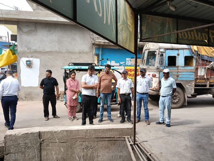 रायपुर निगम आयुक्त का एक्शन, शासकीय संपत्ति नुकसान पहुंचाने पर सख्त कार्रवाई के निर्देश