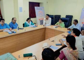 दुर्ग निगम की समीक्षा बैठक में विकास कार्यों पर जोर, जनसमस्याओं के समाधान के निर्देश