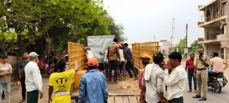 सरकारी जमीन की अवैध प्लाटिंग पर 8 महीने से खामोशी, छोटे कारोबारियों पर चला प्रशासन का डंडा