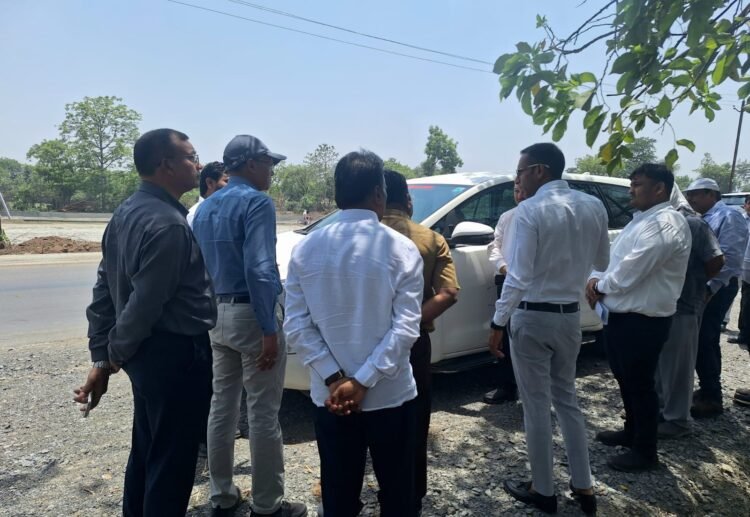 लोक निर्माण विभाग के सचिव ने सड़कों का काम देखा,अधिकारियों की बैठक लेकर काम में तेजी लाने के दिए निर्देश, कहा गुणवत्ता और समय-सीमा में पूर्णता सर्वोच्च प्राथमिकता