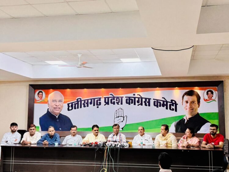 साय सरकार पर बरसे दीपक बैज, बोले- भाजपा राज में लोकतंत्र और कानून व्यवस्था दोनों खतरे में