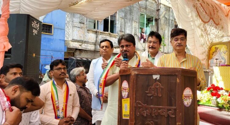 पत्रकार समाज का दर्पण है समाज के प्रति मीडिया का बहुत बड़ा दायित्व है-मुनि पुगंव श्री सुधासागरजी महाराज
