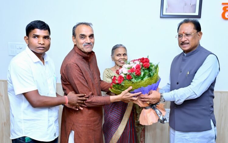 बस्तर और जनजातीय समाज के लिए चार दशक का समर्पण मानवता की असाधारण मिसाल : मुख्यमंत्री विष्णुदेव साय