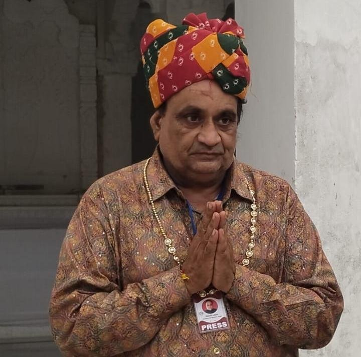 हिंदी पत्रकारिता: सत्य की मशाल, जन-जन की आवाज़: पारस जैन