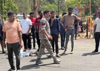 वाड्रफनगर में दर्दनाक हादसा: ट्रक की चपेट में आए डिलीवरी बॉय की मौके पर मौत