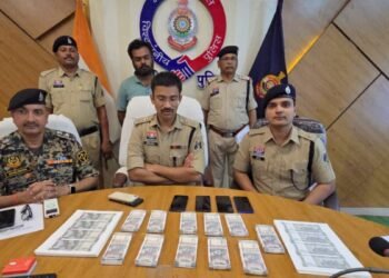 घर में प्रिंटर से छाप रहा था 500 के नकली नोट, कांकेर पुलिस ने दबोचा