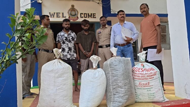 फिल्मी अंदाज में पुलिस की कार्रवाई, 75 लाख का गांजा जब्त