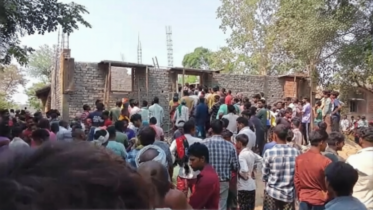 जांजगीर में सनसनी: एक ही खाट पर मिले 4 शव, संदिग्ध हालात में मौत