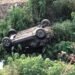 NH-130 पर हादसा: रायपुर से UP जा रही कार खाई में गिरी, हालत गंभीर
