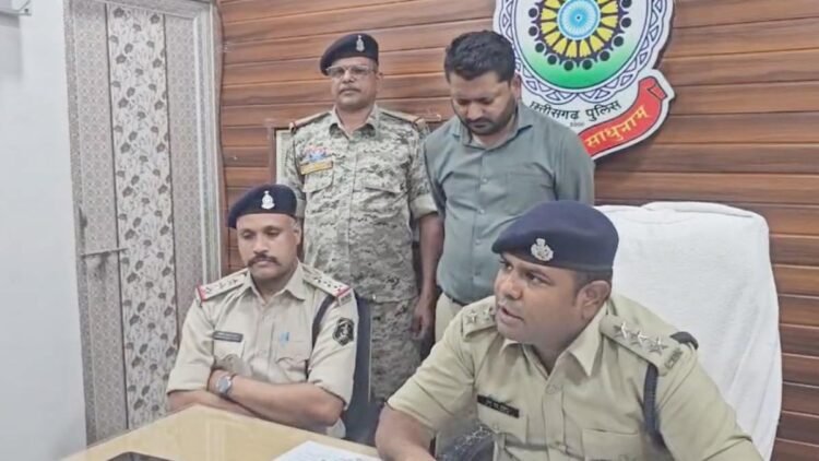 फाइनेंस के नाम पर महिला को लगाया लाखों का चूना, आरोपी मैनेजर गिरफ्तार
