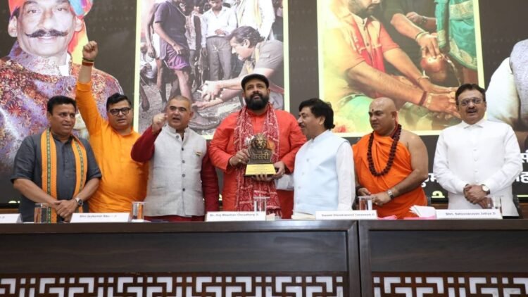 कांस्टीट्यूशन क्लब में प्रबल प्रताप सिंह जूदेव को मिला प्रतिष्ठित ‘हिंदू केसरी’ सम्मान