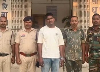 फर्जी निवास प्रमाण पत्र से CRPF में भर्ती आरक्षक गिरफ्तार, बलरामपुर पुलिस की बड़ी कार्रवाई