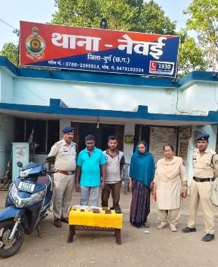 अलमारी से गायब हुए गहनों का खुलासा, नौकरानी ने परिवार के साथ मिलकर रची थी साजिश