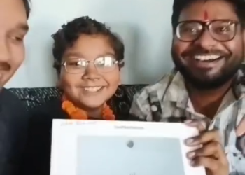 लोरमी में टॉपर अंशुल से मिले डिप्टी सीएम अरुण साव: 99% लाने पर दिया खास तोहफा