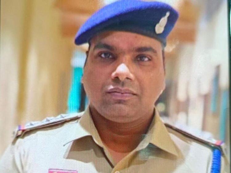 लल्ला सोनवानी के ठिकाने पर कार्रवाई के बाद TI दीपेश जायसवाल सस्पेंड