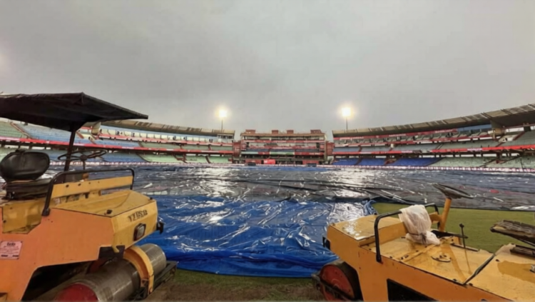IPL मुकाबले से पहले मौसम बना विलेन, रायपुर में बारिश से बढ़ी टेंशन