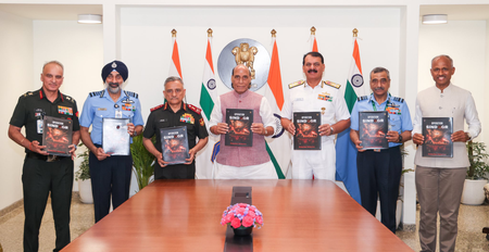 ‘ऑपरेशन सिंदूर’ के दौरान मात्र 4 दिनों में पाकिस्तान को युद्धविराम मांगने पर किया मजबूर – राजनाथ सिंह