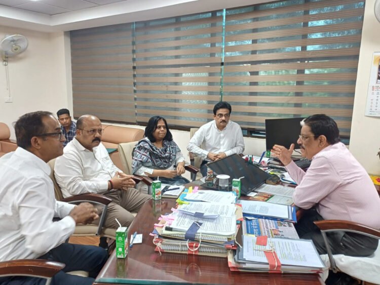 राज्य नीति आयोग के उपाध्यक्ष गणेश शंकर मिश्रा से यूनिसेफ छत्तीसगढ़ प्रमुख ने की सौजन्य भेंट