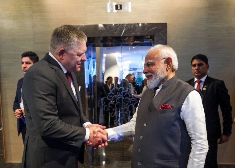 पीएम मोदी का स्लोवाकिया दौरा संपन्न, कहा- ‘मजबूत व्यापारिक संबंधों से हमारे युवाओं को होगा बहुत फायदा’