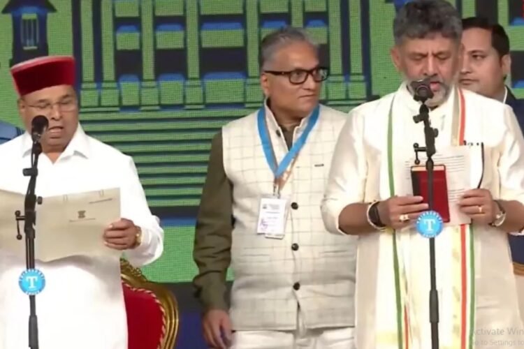 डीके शिवकुमार बने कर्नाटक के नए मुख्यमंत्री, जी परमेश्वर ने ली उपमुख्यमंत्री पद की शपथ