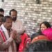 कोरिया के नौगई हत्याकांड पर सियासत तेज, मंत्री नेताम पहुंचे पीड़ित परिवार के घर