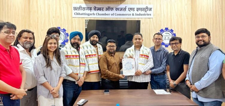 व्यापारियों और औद्योगिक संगठनों का छत्तीसगढ़ चेम्बर पर बढ़ता भरोसा, इवेंट एवं एंटरटेनमेंट उद्योग के प्रतिनिधि संगठन ”ईमैक” ने ली चेम्बर की सदस्यता