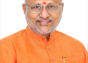 स्वस्थ बुढ़ापे के लिए योग: जिंदगी में जीवंतता का समावेश: सी.पी. राधाकृष्णन