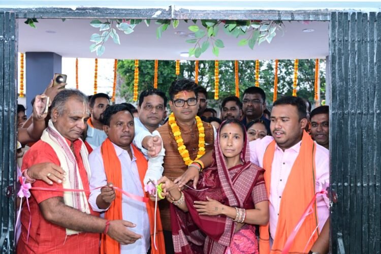 तुरंगा को मिली विकास कार्यों की सौगात, वित्त मंत्री ओ.पी. चौधरी ने किया लोकार्पण, मिनी स्टेडियम, सांस्कृतिक शेड और सीसी रोड क्षेत्रवासियों को किए समर्पित