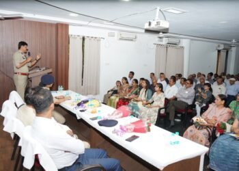 रायपुर कमिश्नरेट में सेवानिवृत्त पुलिस अधिकारी/कर्मचारियों का आयोजित हुआ सम्मेलन, 125 से अधिक सेवानिवृत्त पुलिस अधिकारी हुए सम्मिलित