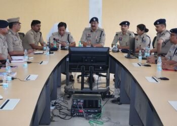 रायपुर कमिश्नरेट में पदस्थ 60 प्रशिक्षु उप निरीक्षकों का रायपुर कमिश्नर डॉ संजीव शुक्ला ने किया मार्गदर्शन