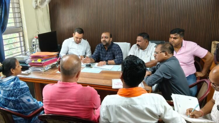 रायपुर निगम के विकास कार्यों की समीक्षा, लोक कर्म विभाग अध्यक्ष ने दिए समयसीमा में काम पूरा करने के निर्देश