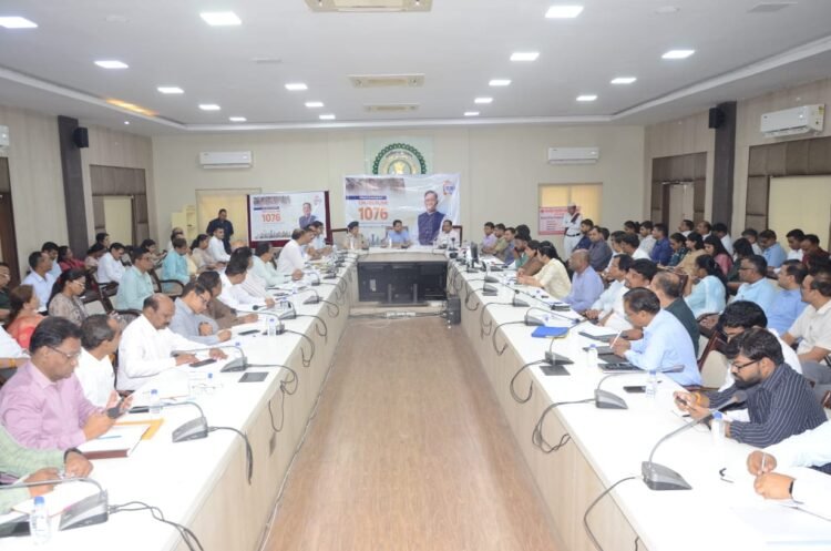 सीएम हेल्पलाइन 1076 के प्रभावी क्रियान्वयन के लिए जिला स्तरीय प्रशिक्षण का आयोजन